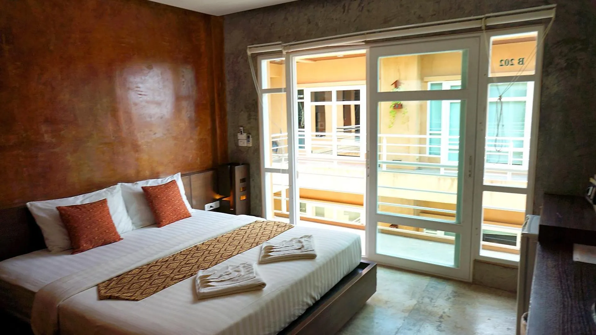 ***  Silver Sands Resort - Koh Tao Thailand