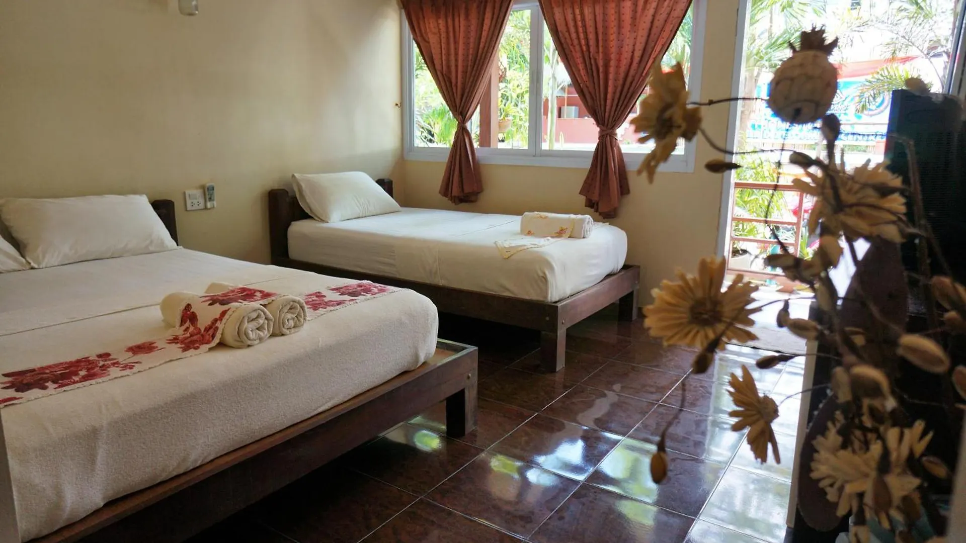 Silver Sands Resort - Koh Tao